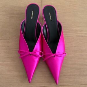 Balenciaga Knife Bow  Mules